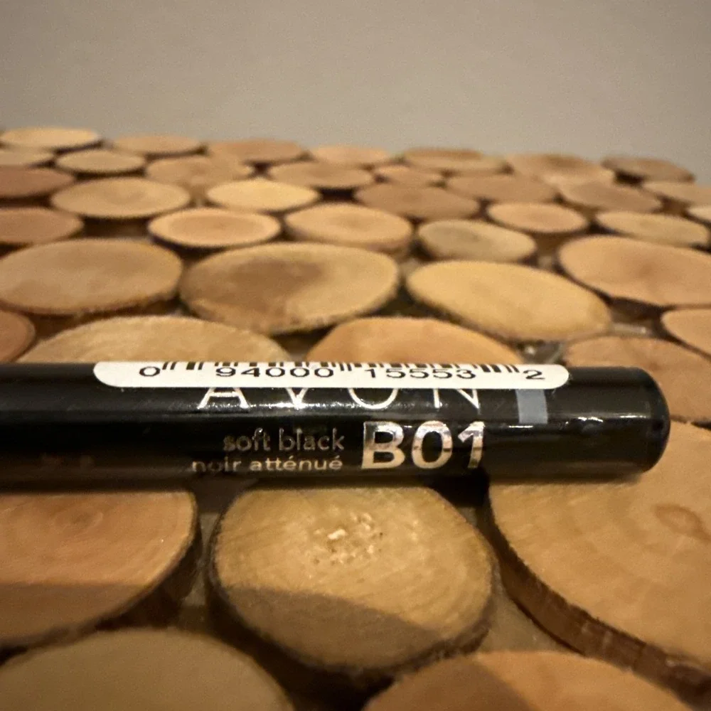 Avon Ultra Luxury Brow Liner Pencil Soft Black B01 Sealed New
